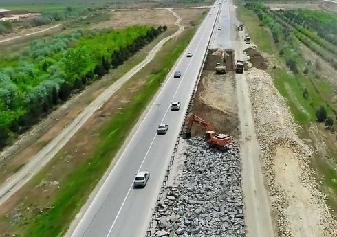 Bakı-Quba yolunun bir hissəsi təmir edilir