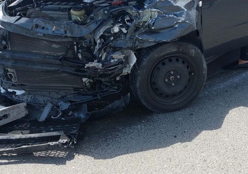Bakıda “Prius” 18 yaşlı qızı vurub