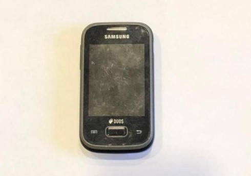 Bakıda şəxsin həbsdə olan qardaşına telefon keçirmə cəhdinin qarşısı alınıb