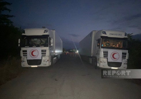 Bakıdan erməniəsilli şəxslərə yardım aparan humanitar karvan Ağdam-Xankəndi yolunda gözləyir