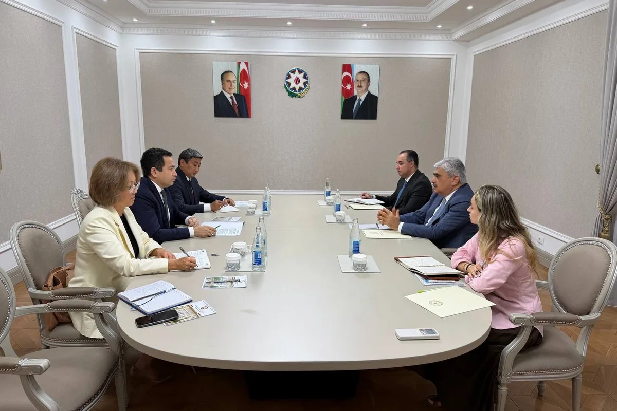 Bakı Astana ilə Qazaxıstanın enerji resurslarının Azərbaycandan tranzitini müzakirə edib