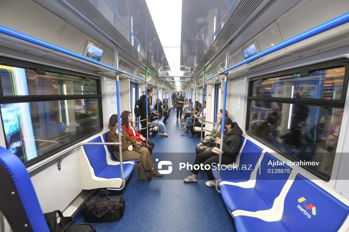 Bakı metrosunda qatarın informasiya sistemi sıradan çıxdı