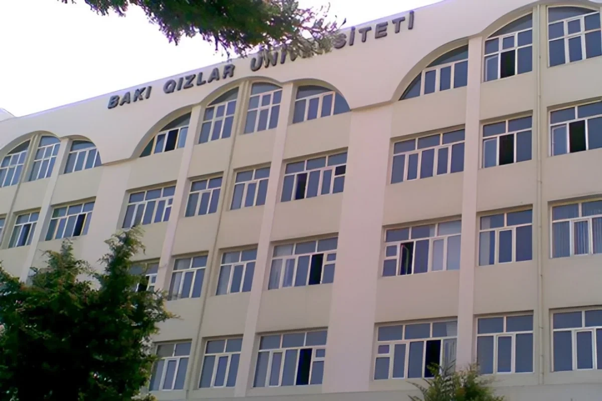Bakı Qızlar Universitetinin bütün tələbələri köçürüldülər