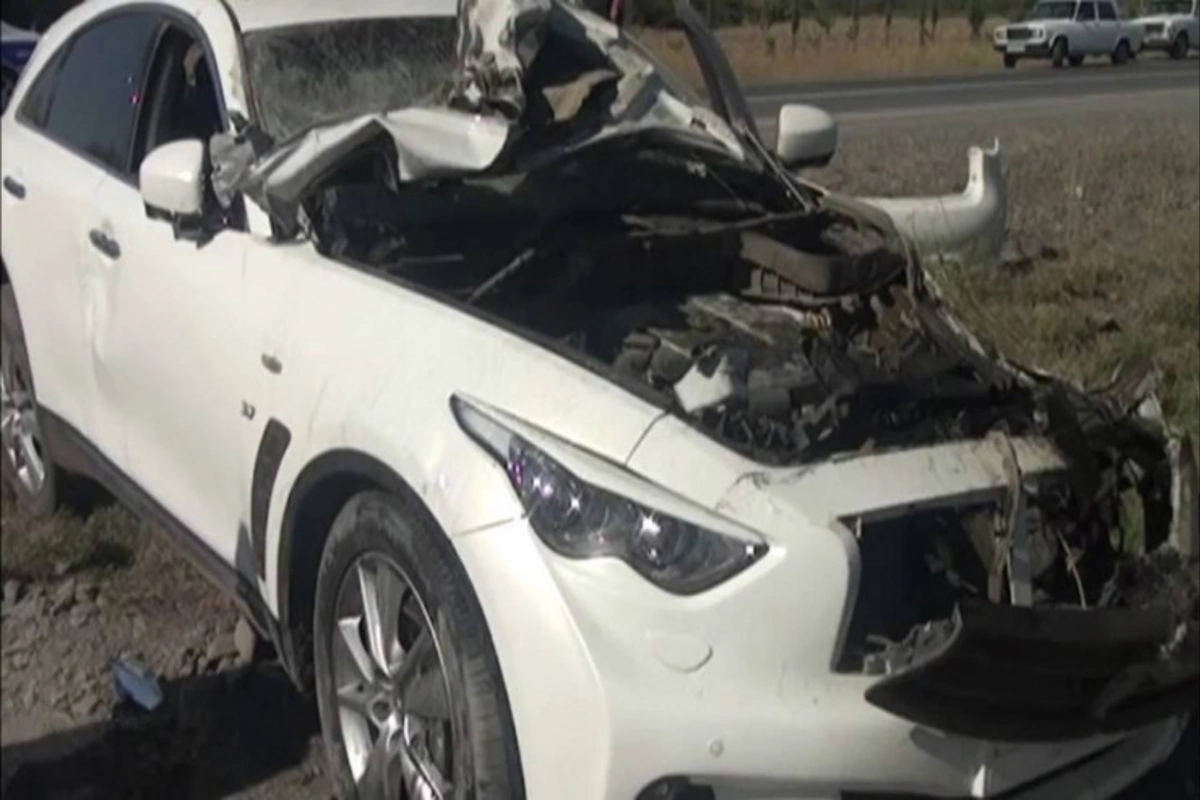 Bakı-Quba yolunda avtomobil aşıb, ölən və xəsarət alan var