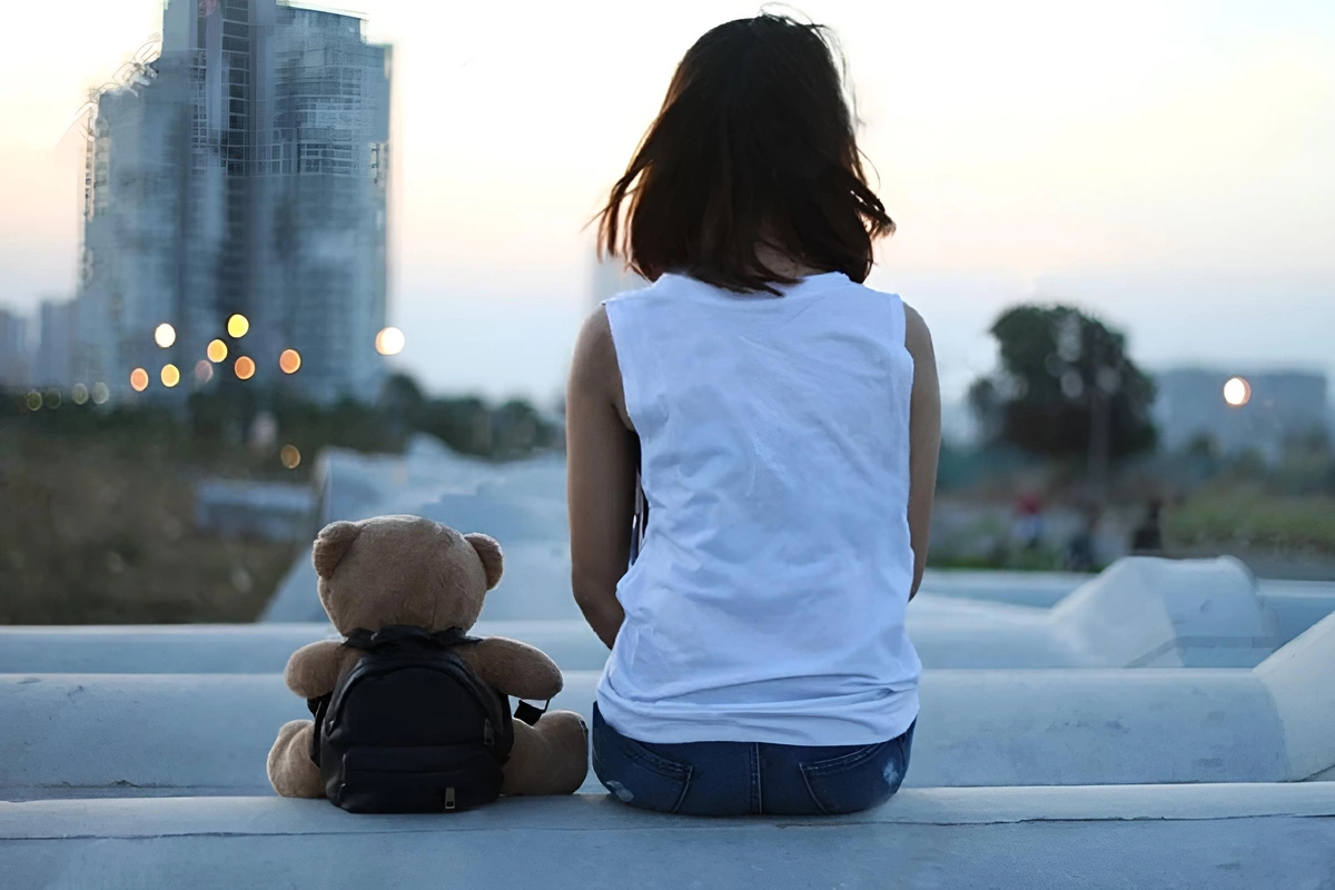 Bakıda 16 yaşlı qız itkin düşdü