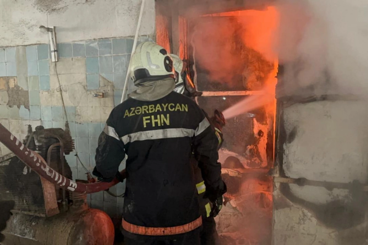 Bakıda anbarda baş verən yanğın şiddətlənib, qərargah yaradılıb