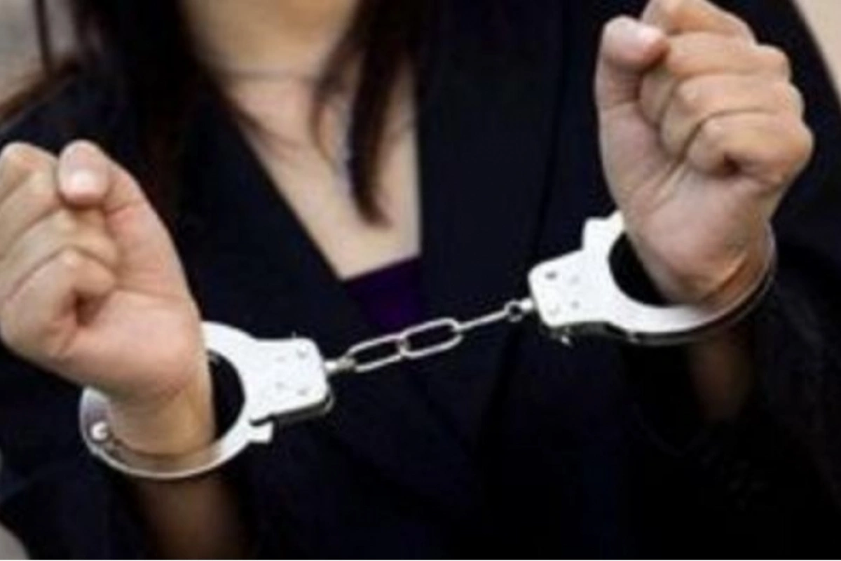 Bakıda bank kartı və pul talamaqda şübhəli bilinən qadın ƏLƏ KEÇDİ