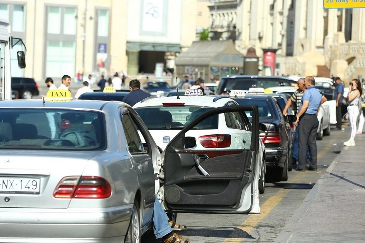 Bakıda belə taksi sürücüləri də var - DİQQƏTLİ OLUN!