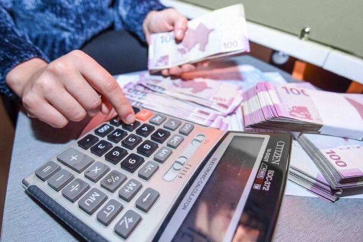 Bakıda orta aylıq əməkhaqqı 8%-dən çox artıb