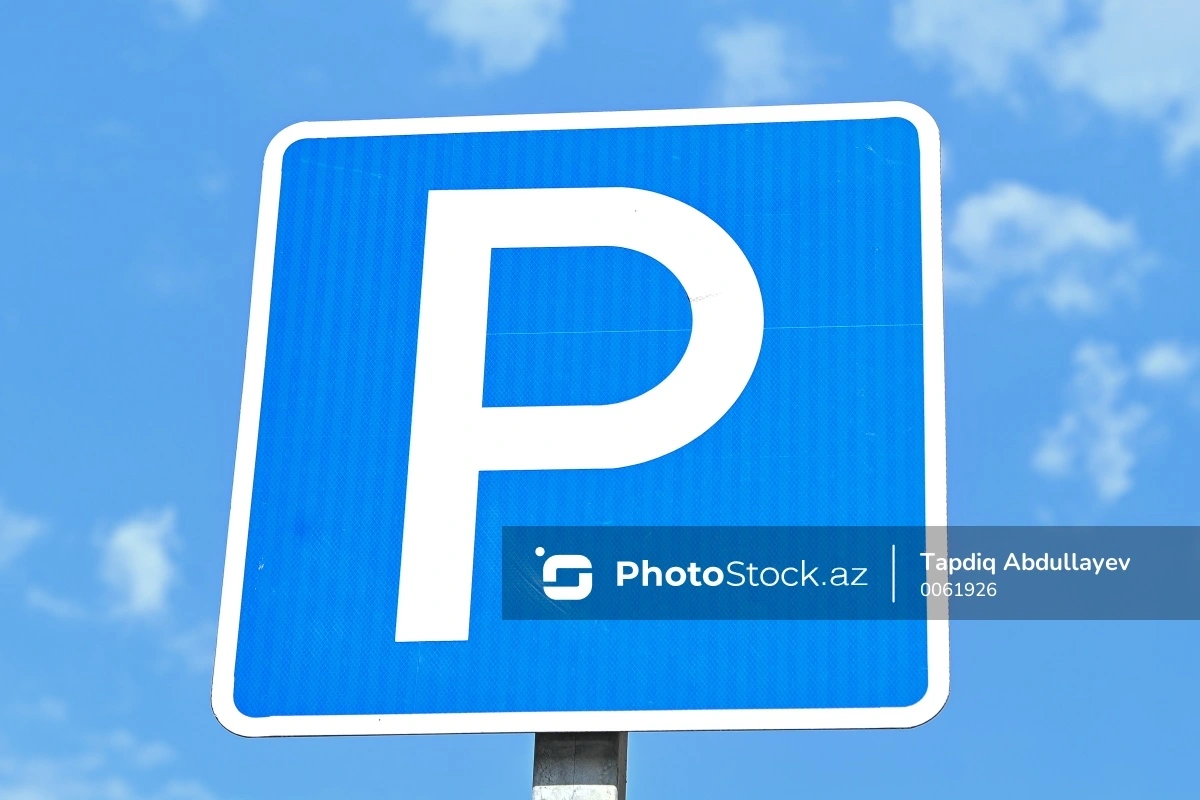 Bakıda parklanma məntəqələrinin sayı azaldılıb