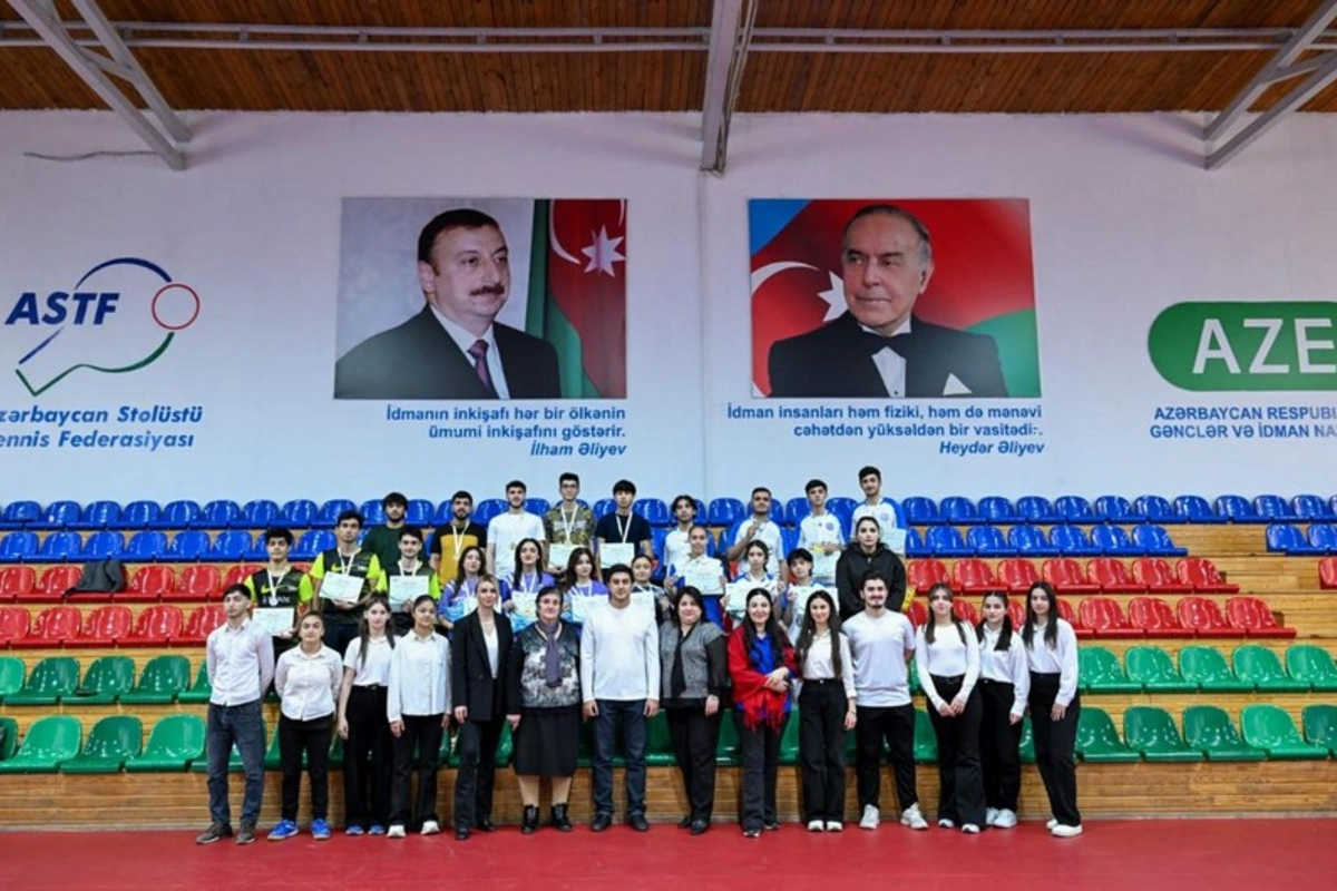 Bakıda tələbələr arasında keçirilən stolüstü tennis yarışına yekun vurulub Bakıda tələbələr arasında keçirilən stolüstü tennis yarışına yekun vurulub
