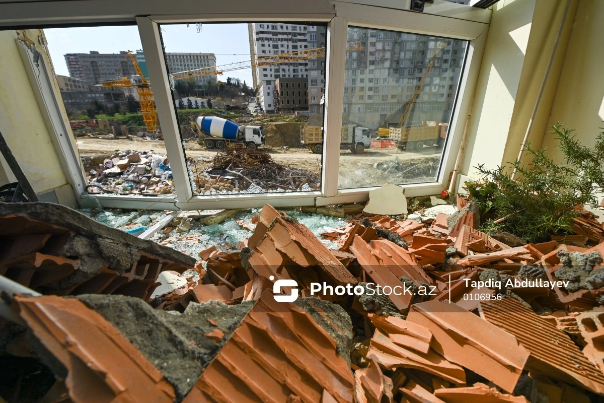 Bakıda yaşayış evini dağıdan tikinti şirkətinin nümayəndəsi AÇIQLAMA VERDİ Bakıda yaşayış evini dağıdan tikinti şirkətinin nümayəndəsi AÇIQLAMA VERDİ