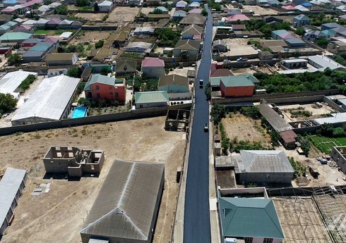 Bakının Məktəbli küçəsinin məhəllədaxili yolları əsaslı təmir edilir Bakının Məktəbli küçəsinin məhəllədaxili yolları əsaslı təmir edilir