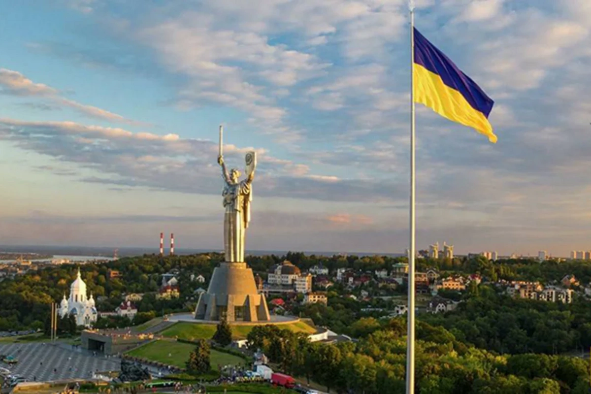 Belarus Ukrayna ilə müharibəyə hazırlaşır?