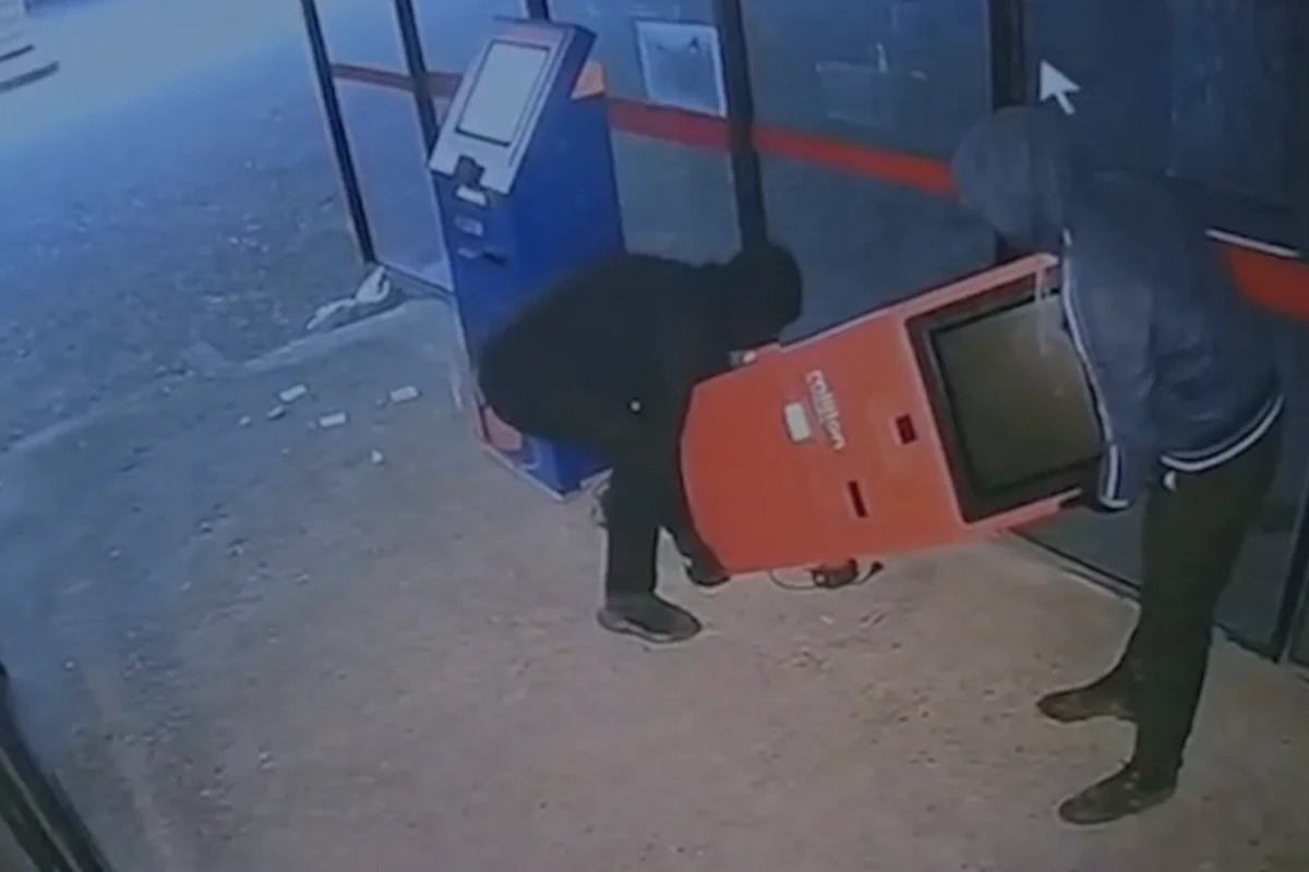 Bərdədə ödəmə terminallarından 40 min manat oğurlanıb