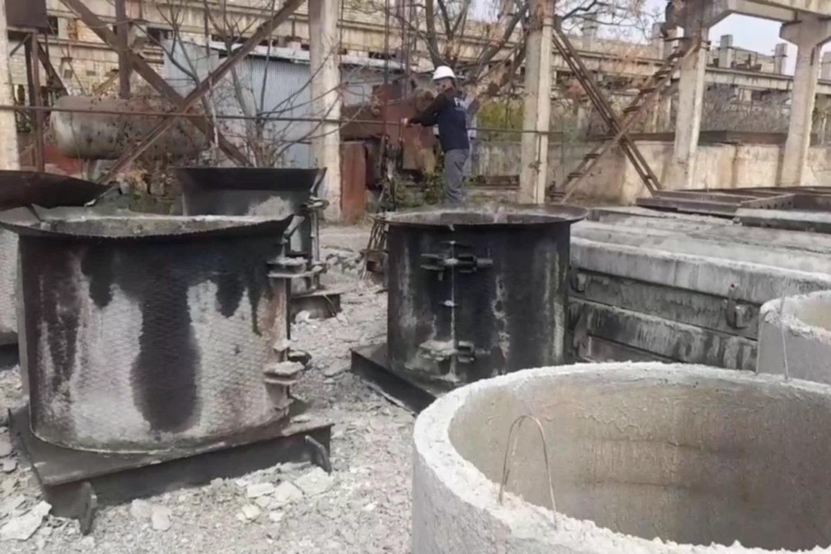 Bərdədə təhlükəsizlik tələblərinə cavab verməyən körpülü kranların istismarı dayandırılıb