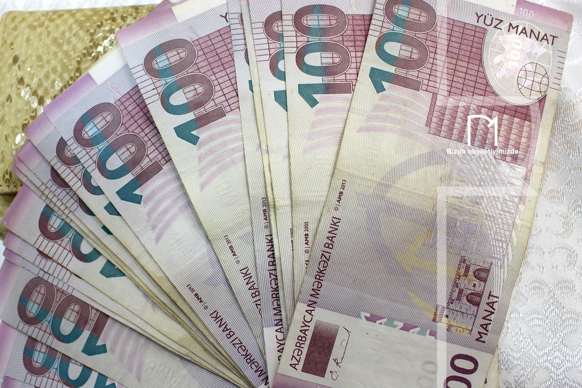 Bəzi şəxslərin vergi tutulmalı olan aylıq gəlirləri 400 MANAT AZALDILACAQ