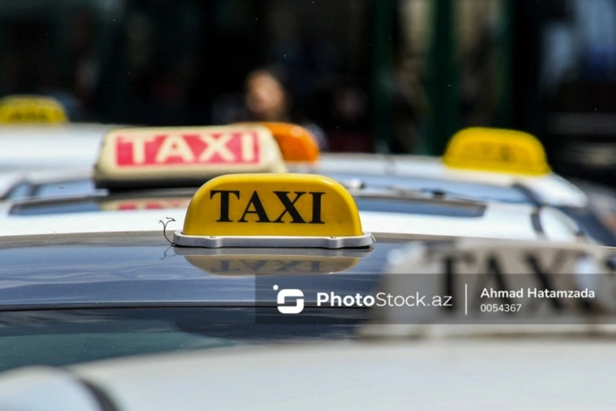 Bəzi taksi sürücüləri sərnişindən əlavə pul tələb edirlər