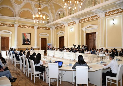 BŞİH-də “Heydər Əliyev və Azərbaycan tarixi” mövzusunda ənənəvi elmi-praktik konfrans keçirilib