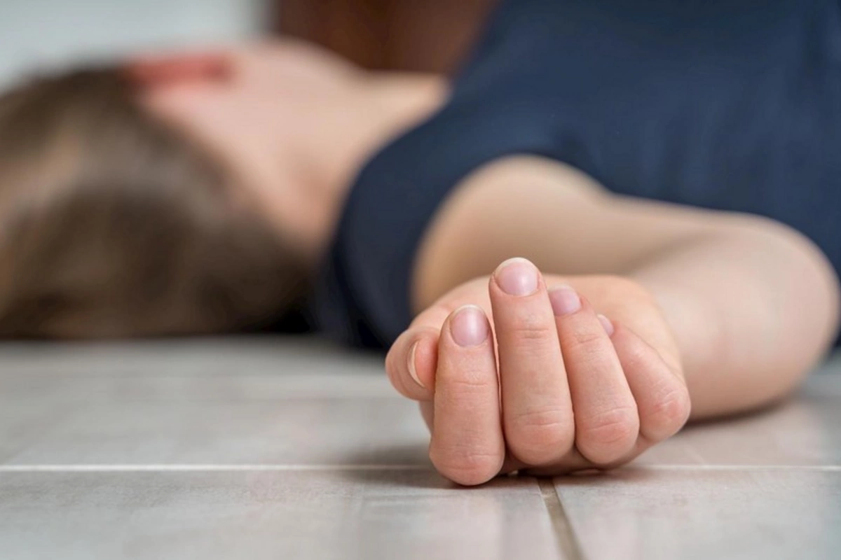 Biləsuvarda iki uşaq anasının meyiti tapıldı