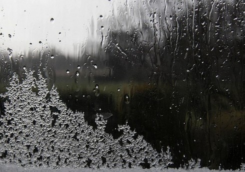 Bölgələrin dağlıq ərazilərində sulu qarın yağacağı gözlənilir