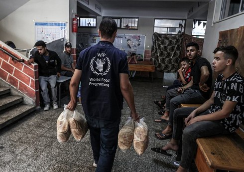 BMT əməkdaşlarını Qəzza zolağından çıxarır