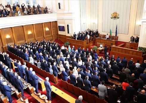 Bolqarıstan Prezidenti parlamenti buraxacaq