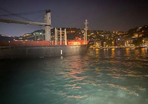 Bosfor boğazında hərəkət dayanıb