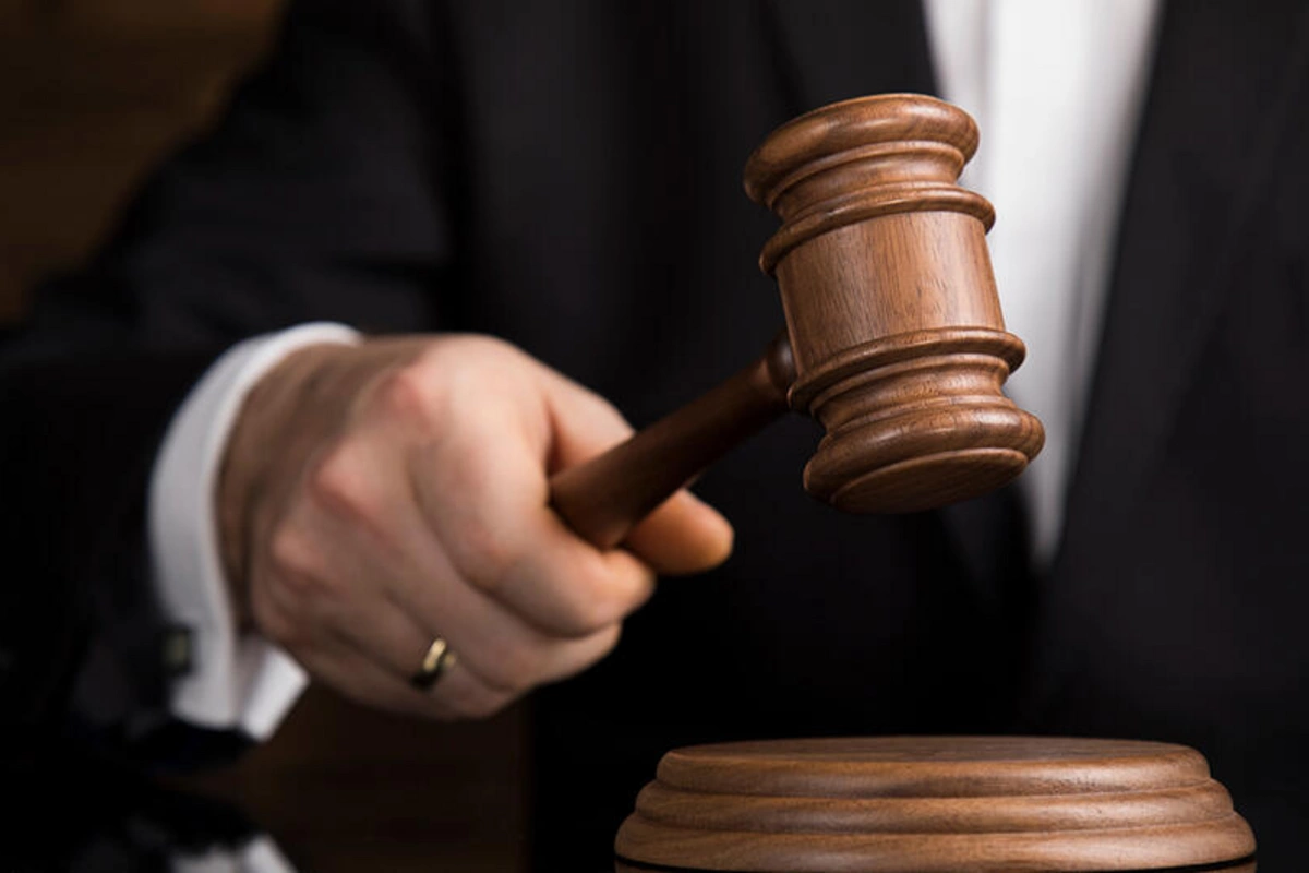 Böyükşor yolunda üç nəfərin ölümünə səbəb olan sürücüyə HÖKM OXUNDU