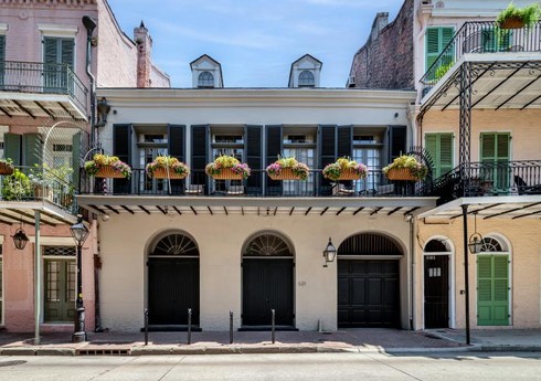 Bred Pitt və Ancelina Colinin malikanəsi hərraca çıxarılacaq