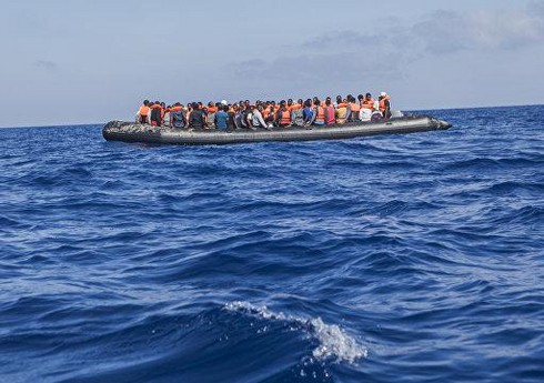 Britaniya miqrant qayığı istehsalçılarına qarşı sərt tədbirlər görmək üçün Türkiyə ilə razılaşma bağlayıb