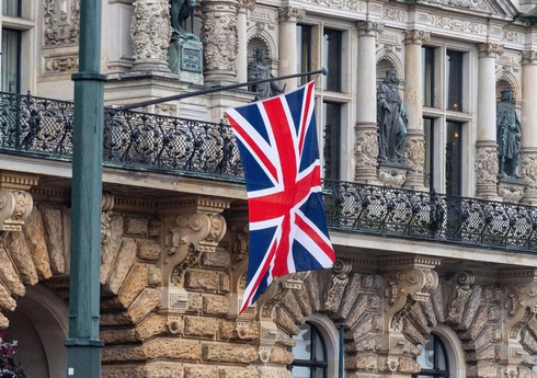 Britaniya İrana qarşı sanksiyalar siyahısını genişləndirib