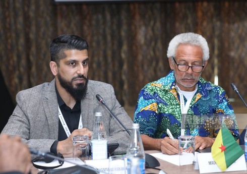 Britaniyalı hüquq müdafiəçisi: “Fransada islamofobiya geniş yayılıb”