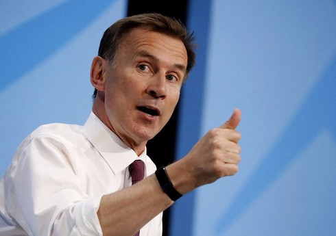 Britaniyanın keçmiş xarici işlər naziri maliyyə naziri təyin edilib