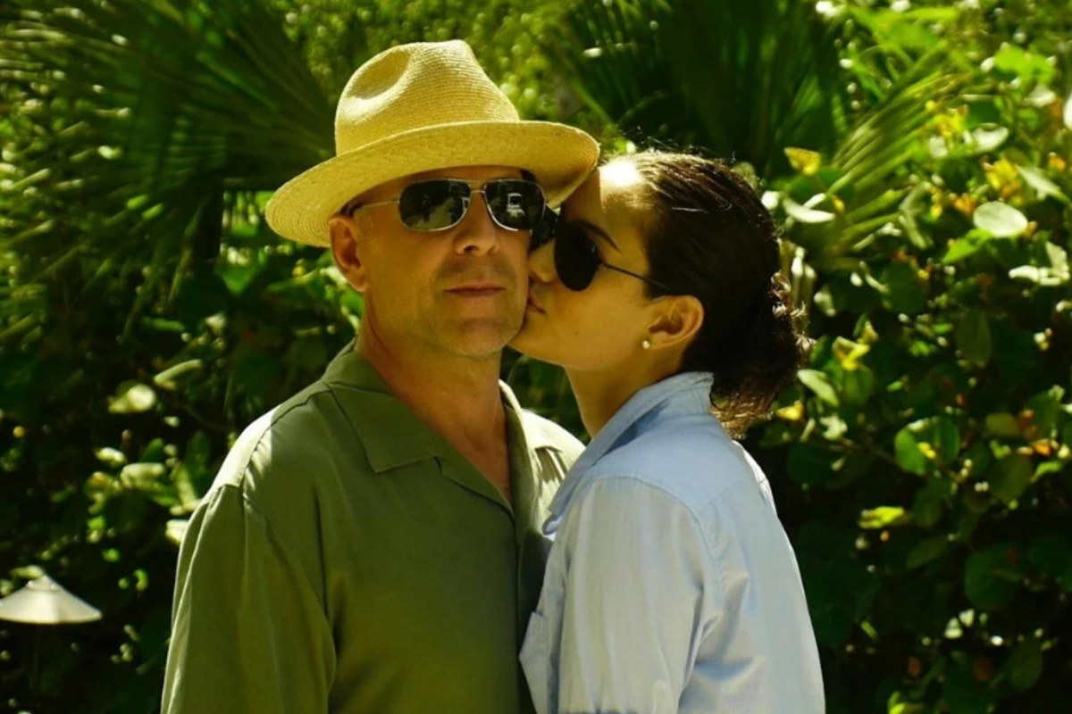 Brüs Uillisin həyat yoldaşı: Brüs Uillisin həyat yoldaşı: