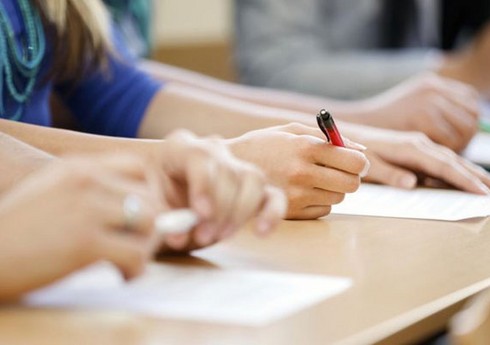 Bu gün 1 500-dən çox namizəd peşəkar mühasib sertifikatı imtahanı verəcək