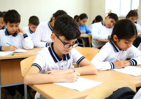 Bu gündən bəzi məktəblərdə dərslər başlayıb