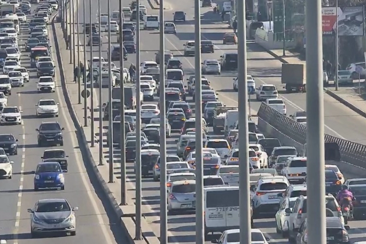 Bu gündən Bakının 42 ünvanında yollarda hərəkət məhdudlaşdırılır - SƏBƏB