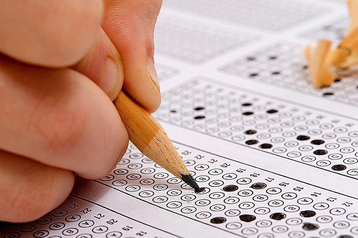 Buraxılış imtahanında iştirak edəcək şagirdlərin NƏZƏRİNƏ