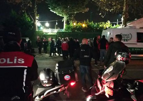 Bursada silahlı hücum olub, ölənlər var