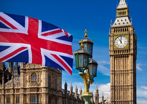 Böyük Britaniya yeni hökumətini elan edib