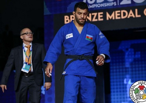 Böyük Dəbilqə: Səid Mollayi gümüş, Hidayət Heydərov bürünc medal qazanıb