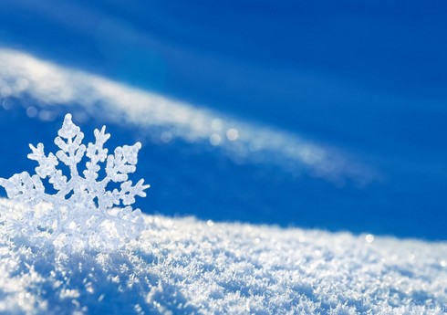 Bəzi yerlərdə yağış, Şahdağda qar yağıb