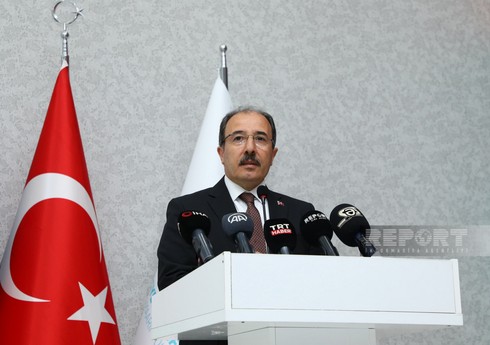 Cahit Bağçı Azərbaycanı Dövlət Suverenliyi Günü münasibətilə təbrik edib
