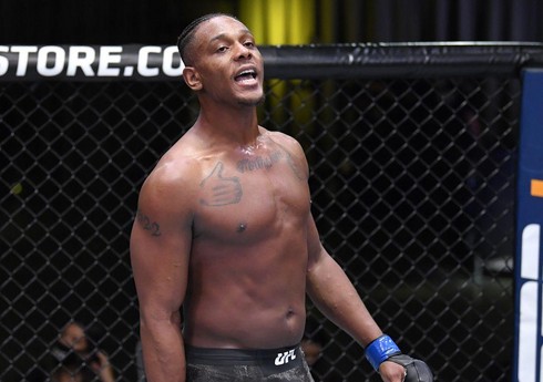 Camal Hill yarım ağır çəkidə UFC çempionu olub