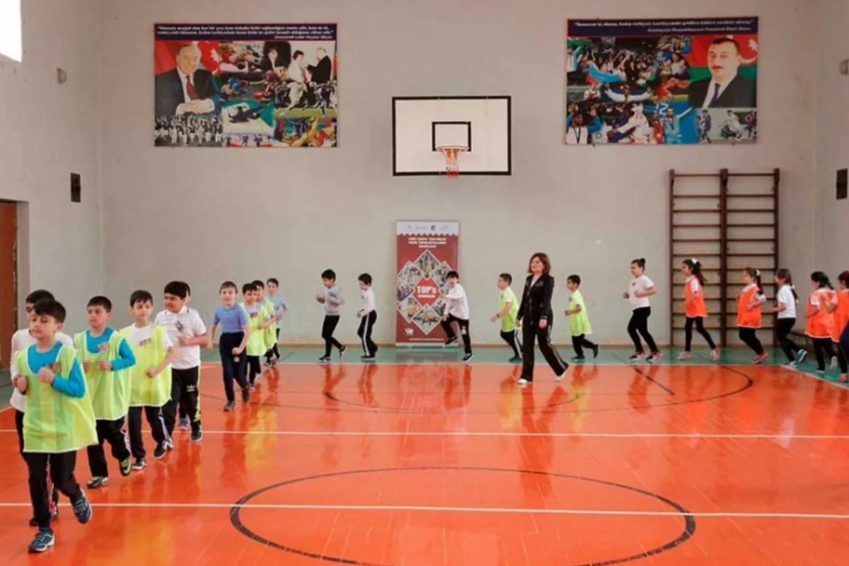 Cədvəldə var, amma dərs keçirilmir - Məktəblərdə fiziki tərbiyə fənni problemi