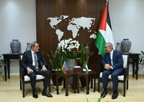 Ceyhun Bayramov Fələstin Dövlətinin Baş naziri ilə görüşüb