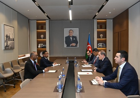 Ceyhun Bayramov Hindistanın Azərbaycana yeni təyin olunan səfiri ilə görüşüb