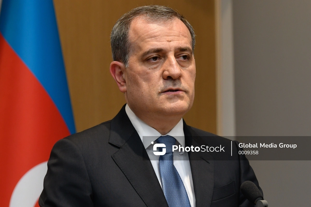 Ceyhun Bayramov İstanbula işgüzar səfərə yola düşüb