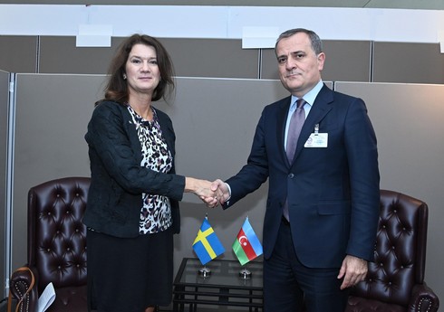 Ceyhun Bayramov İsveçin XİN başçısı ilə Ermənistanın sərhəddə son təxribatlarını müzakirə edib